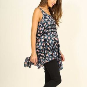 Umgee Top Womens Tank Romantic Boho Asymmetrical Floral Navy Pink Floral Print S